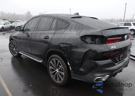 2023 BMW X6 xDrive40I z USA, uszkodzony, nr VIN 5UXCY6C00P9S03866